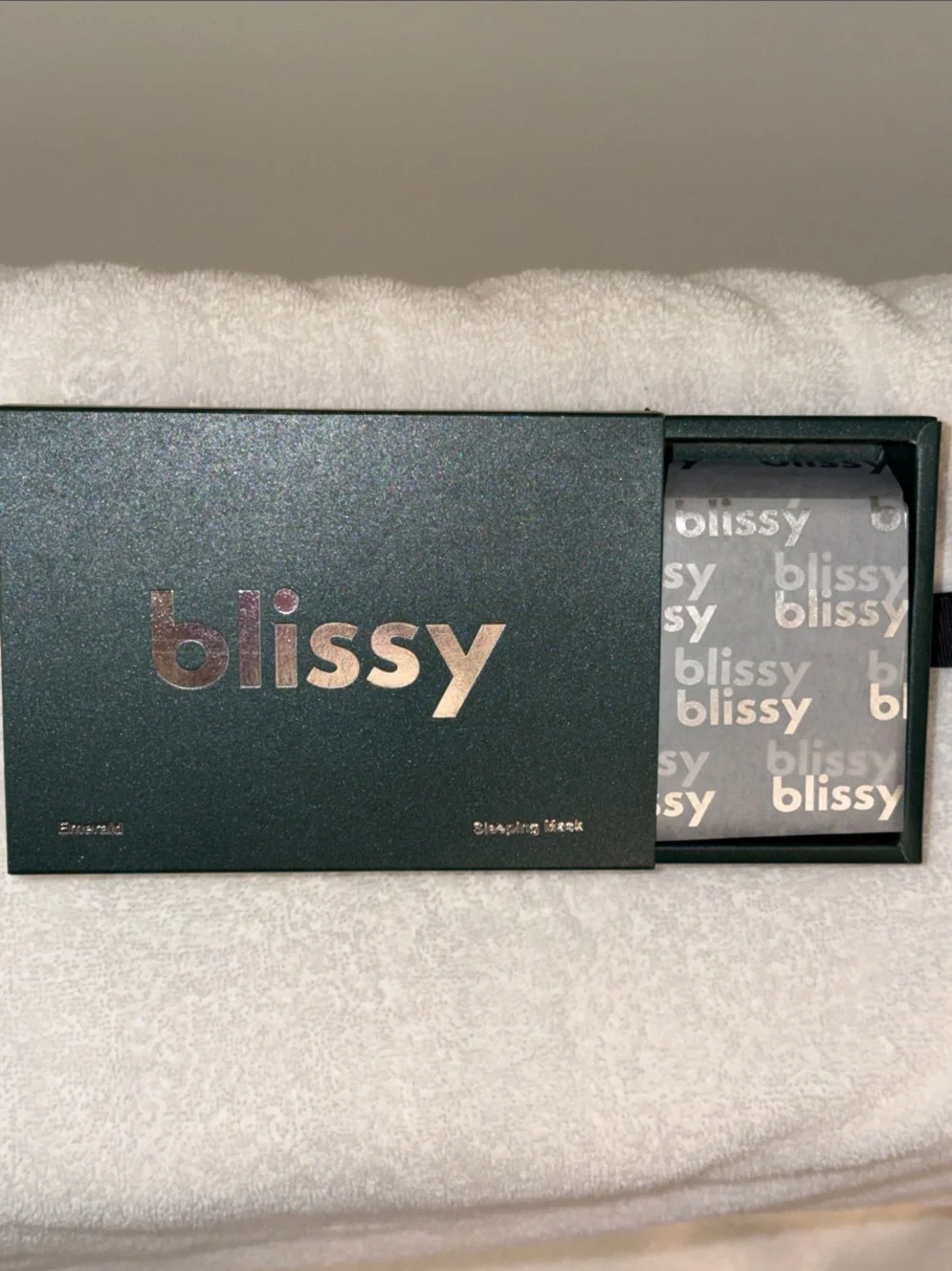 Blissy Emerald Green Pure Silk Sleep Mask with Matching Pouch & Box